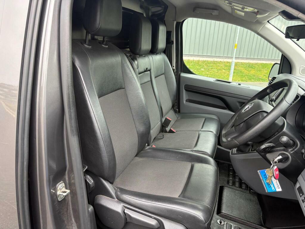 Vauxhall Vivaro 1.5 Turbo D 2700 Sportive L1 H1 Euro 6 S S WG70DPF Grey #2
