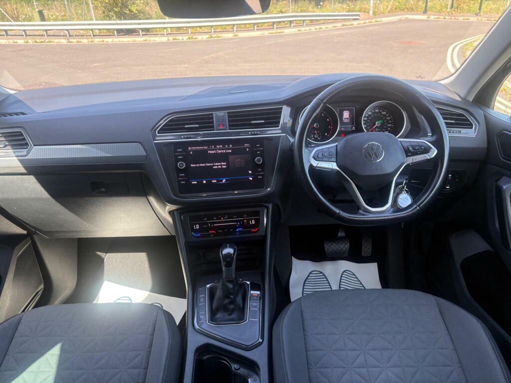 Volkswagen Tiguan 1.5 Tsi Life Dsg Euro 6 S S CK21HWZ Grey #2