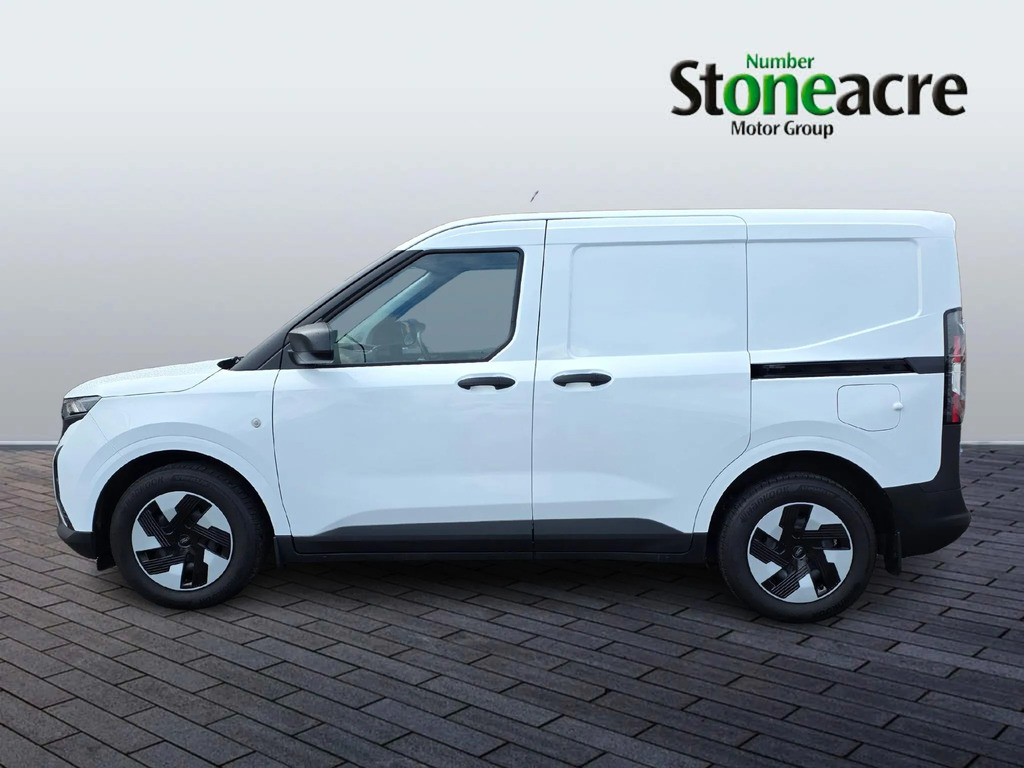 Ford Transit Courier 43Kwh Trend Swb YA25WND  #6