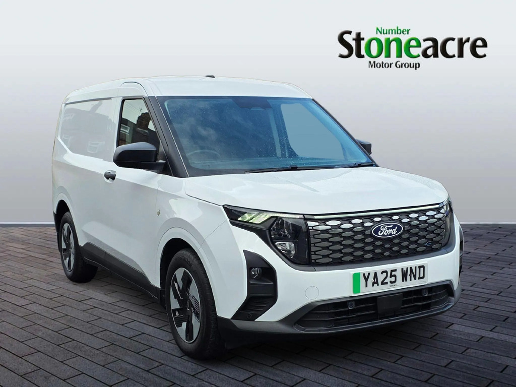 2025 Ford Transit Courier