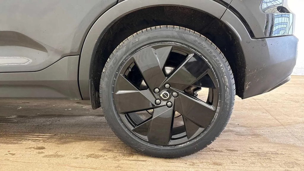 Volvo XC40 2.0 B4 Mhev Ultra Black Edition Dct Euro 6 S WF25FFJ #4