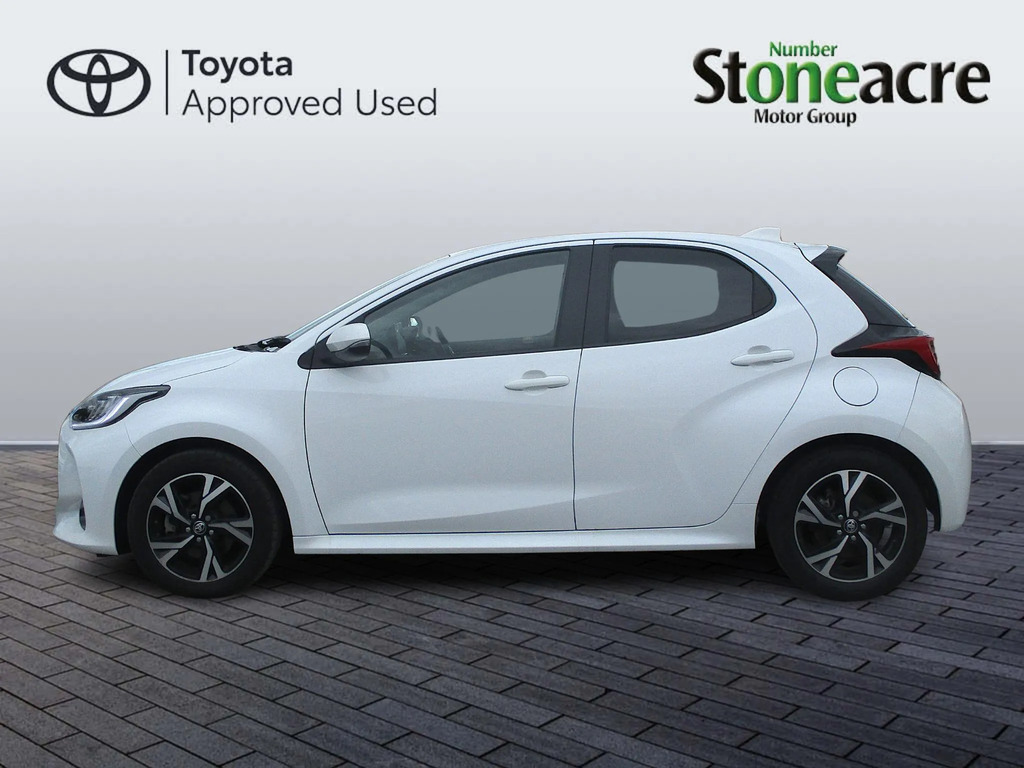 Toyota Yaris 1.5 Hybrid Design NL24OMU #6