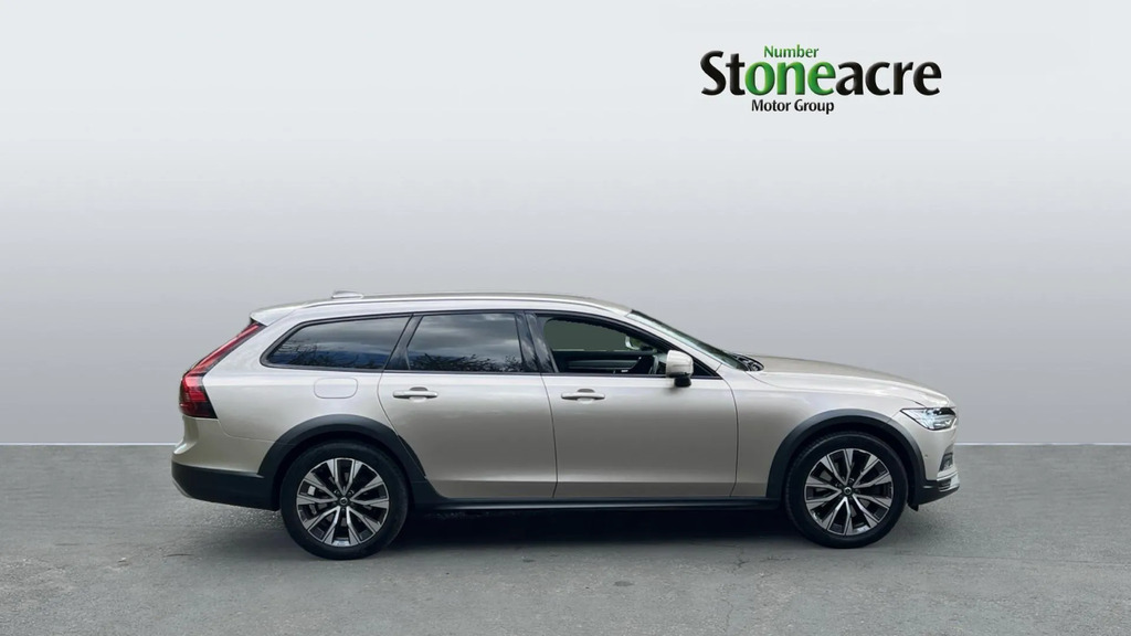 Volvo V90 Cross Country Plus B5 Awd 235 Hp #3