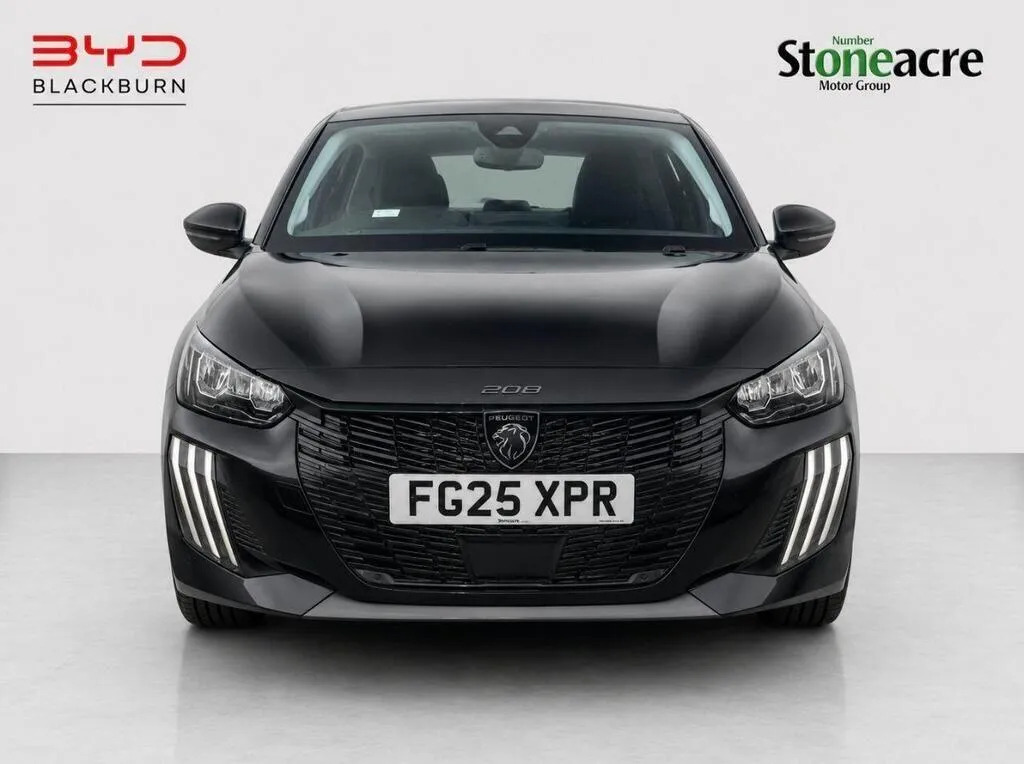 Peugeot 208 1.2 Puretech Allure Euro 6 Ss FG25XPR  #2