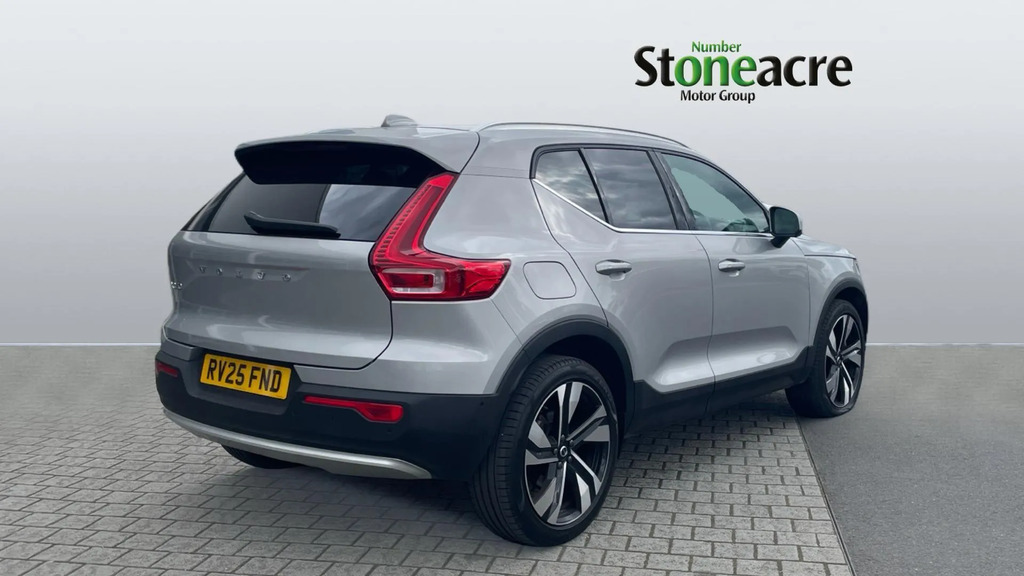 Volvo XC40 2.0 B3 Mhev Ultra Bright Dct Euro 6 Ss RV25FND  #2