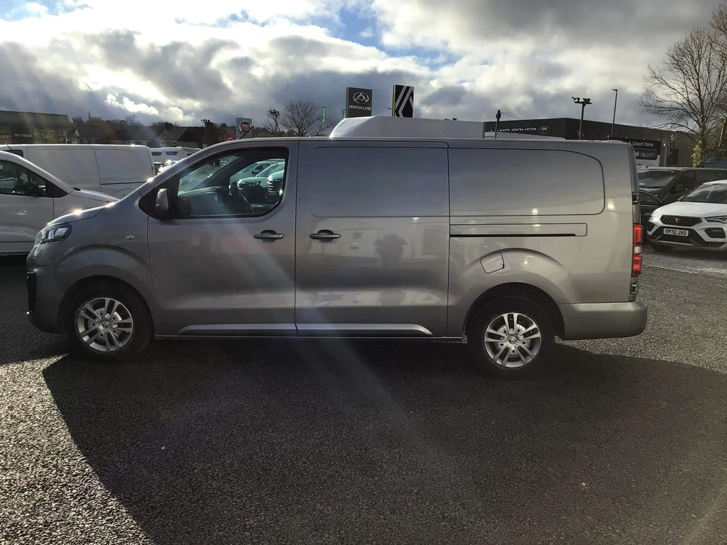 Vauxhall Vivaro 1.5 Turbo D 2900 Sportive Panel Van  #5