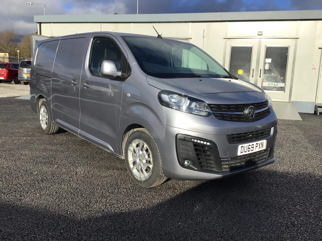 Vauxhall Vivaro 1.5 Turbo D 2900 Sportive Panel Van 