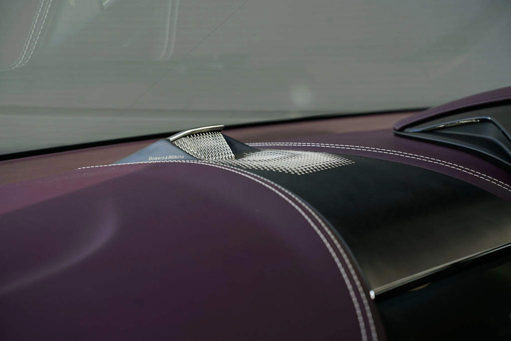Aston Martin DBX V8 Dbx S Touchtronic YK26KVP Green #32