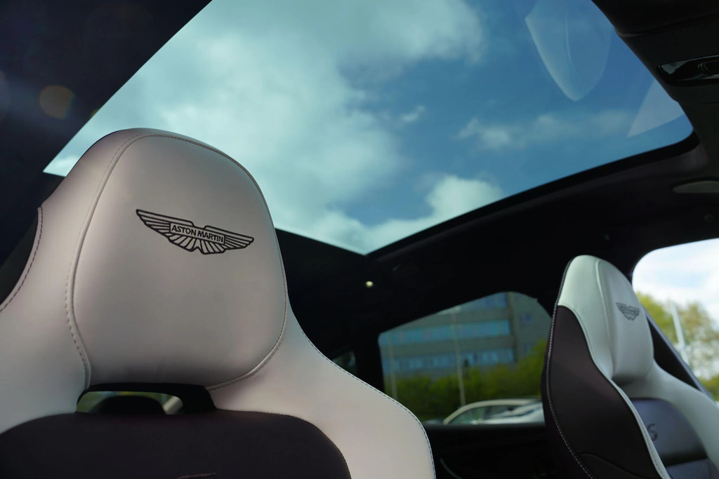 Aston Martin DBX V8 Dbx S Touchtronic YK26KVP Green #22