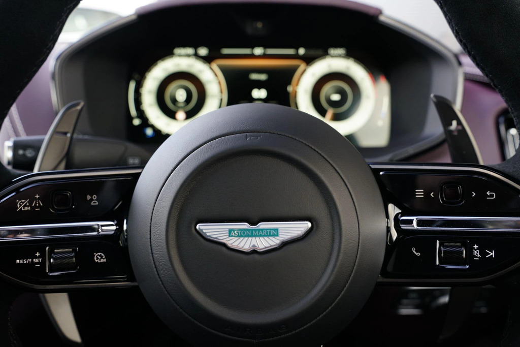 Aston Martin DBX V8 Dbx S Touchtronic YK26KVP Green #21