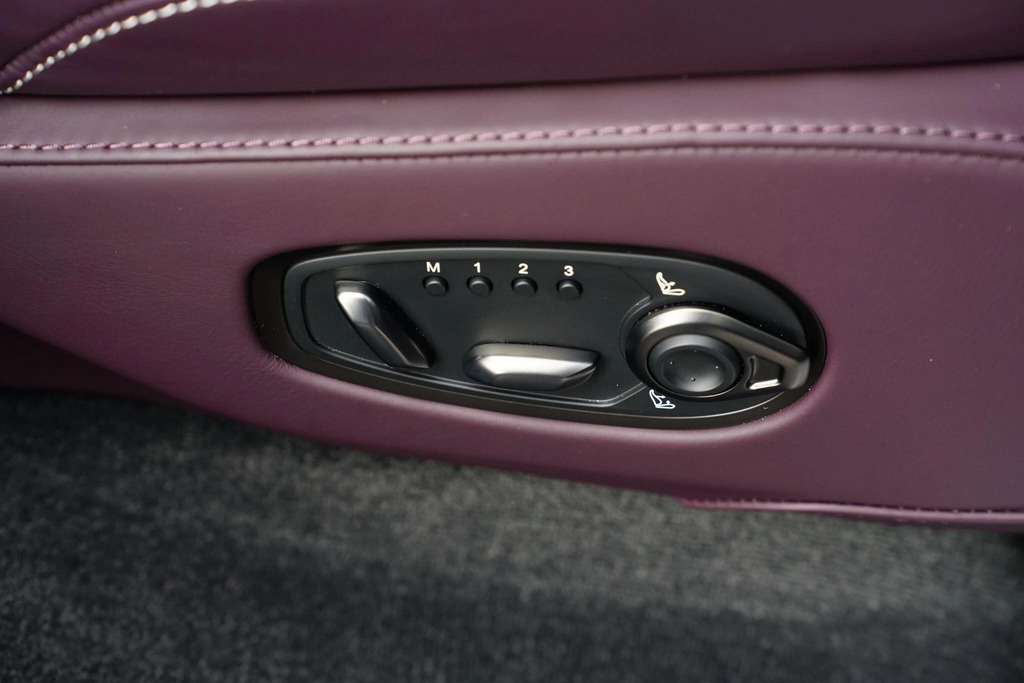 Aston Martin DBX V8 Dbx S Touchtronic YK26KVP Green #16