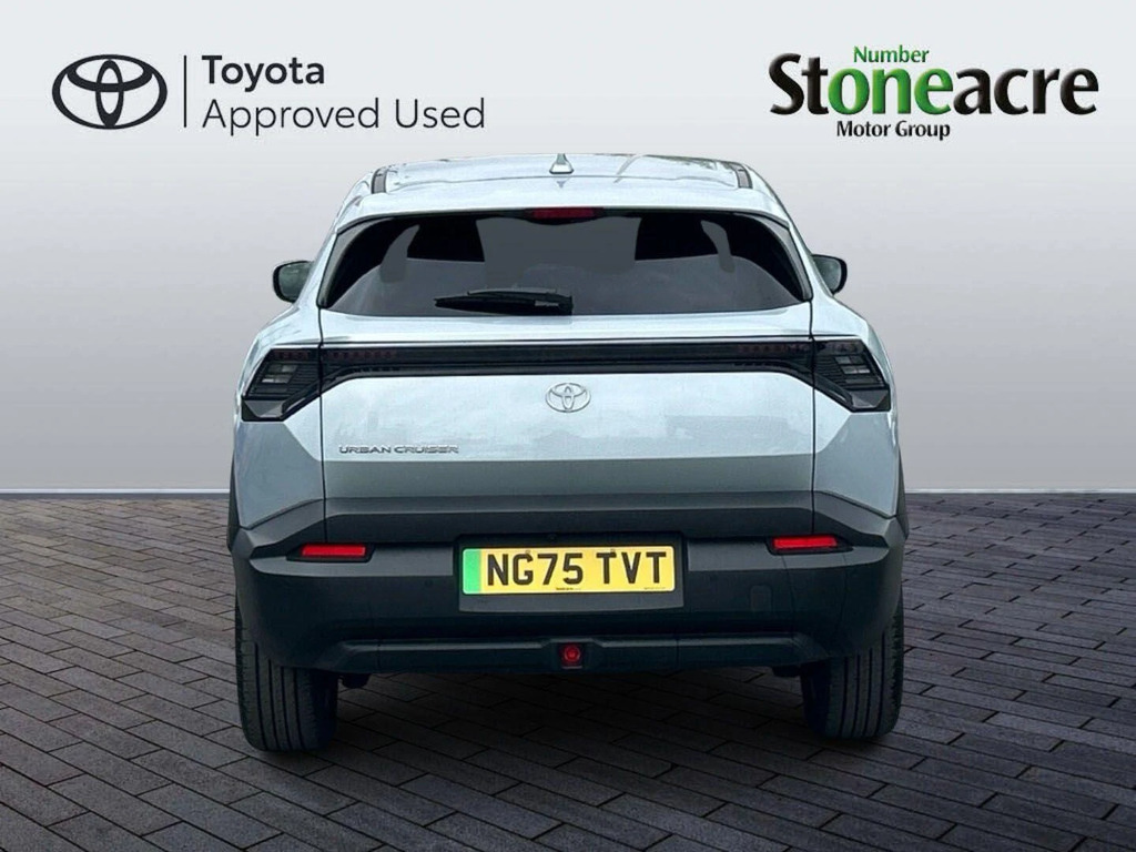 Toyota Urban Cruiser 61Kwh Design NG75TVT  #4