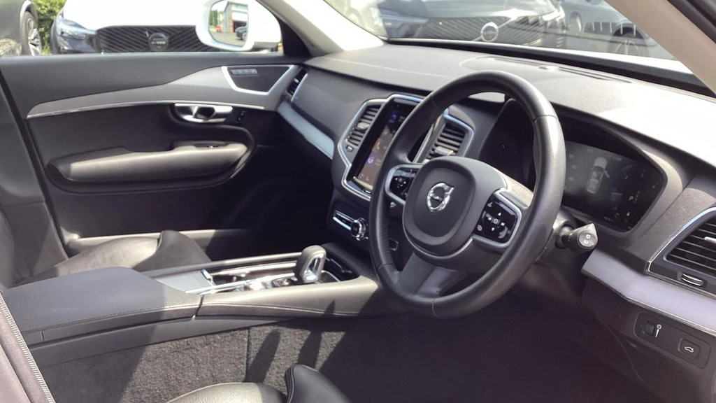 Volvo XC90 2.0 B5d 235 Momentum YY71KYK #4