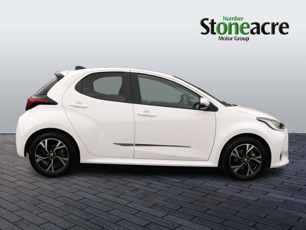 Toyota Yaris 1.5 Hybrid Design HJ25PZR  #2