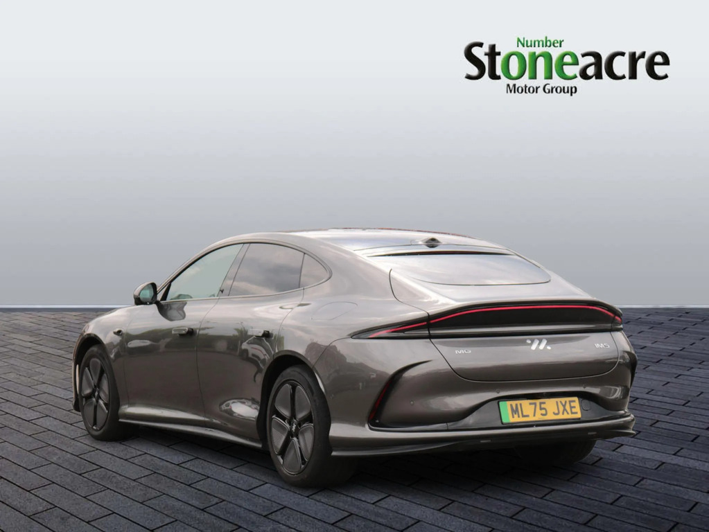 MG IM5 75Kwh Standard Range Saloon  #5
