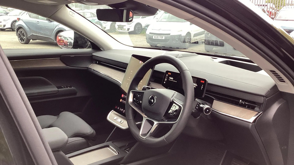 Volvo ES90 Single Motor Extended Range 92Kwh Plus Saloon #4