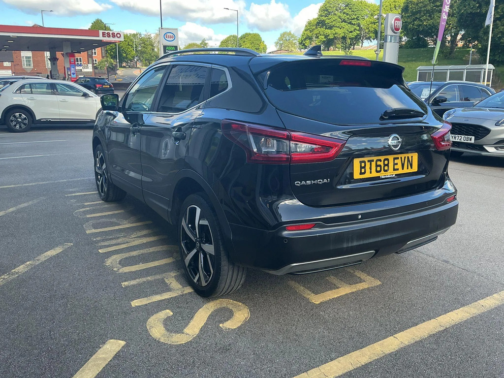 Nissan Qashqai 1.3 Dig-t Tekna Euro 6 Ss BT68EVN #4