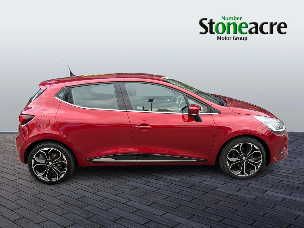 Renault Clio 0.9 Tce Signature Nav Euro 6 Ss YR18GPF #2