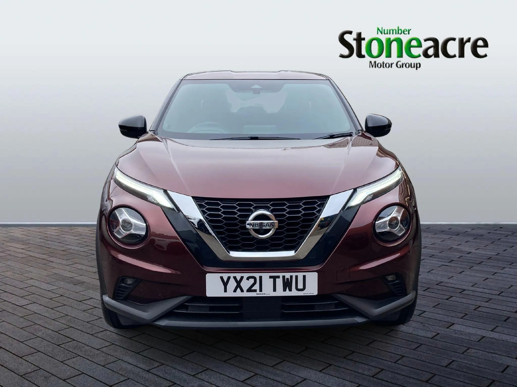 Nissan Juke 1.0 Dig-t 114 Tekna Red #2