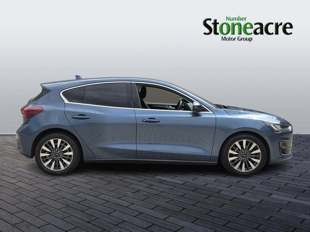 Ford Focus 1.0T Ecoboost Titanium Vignale Euro 6 Ss MT22WFE #2