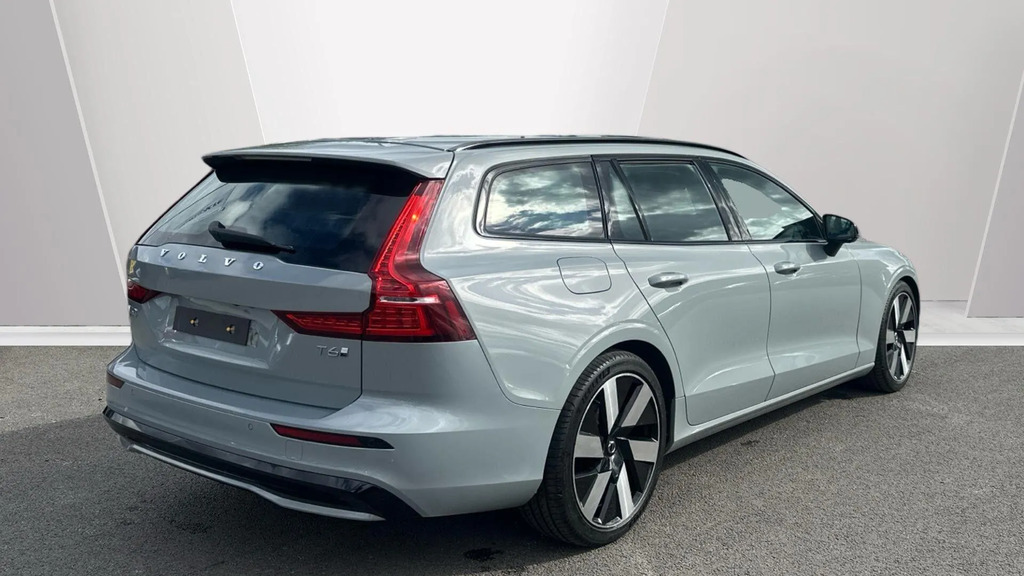 Volvo V60 2.0 T6 18.8Kwh Plus Awd Euro 6 Ss RJ25GXB #2
