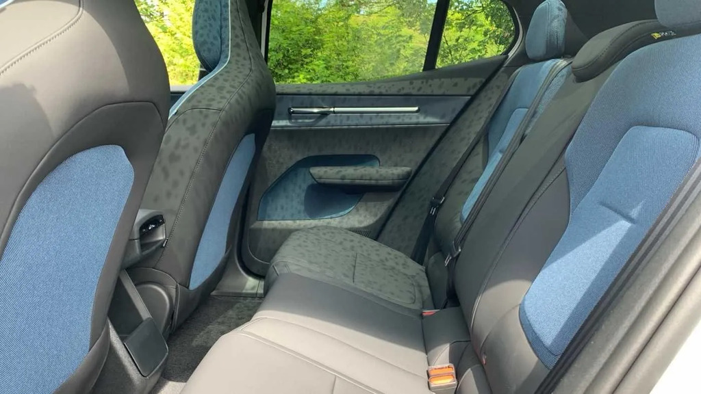 Volvo EX30 Twin Performance 69Kwh Plus Awd ND26LML  #5