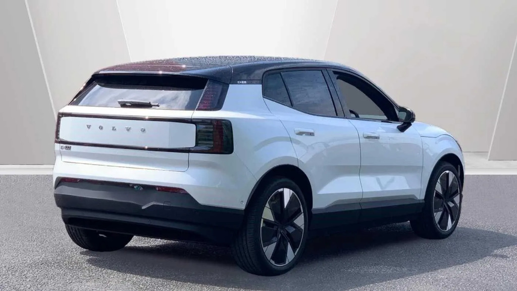 Volvo EX30 Twin Performance 69Kwh Plus Awd ND26LML  #4