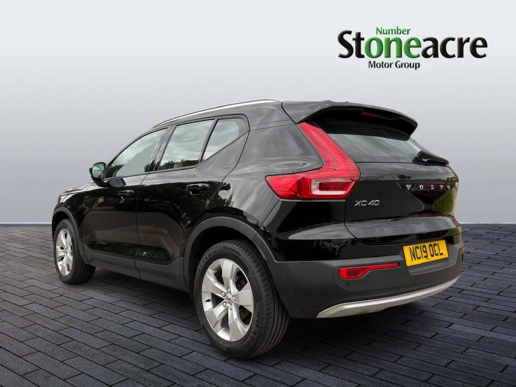 Volvo XC40 1.5 T3 163 Momentum NC19OCL #5