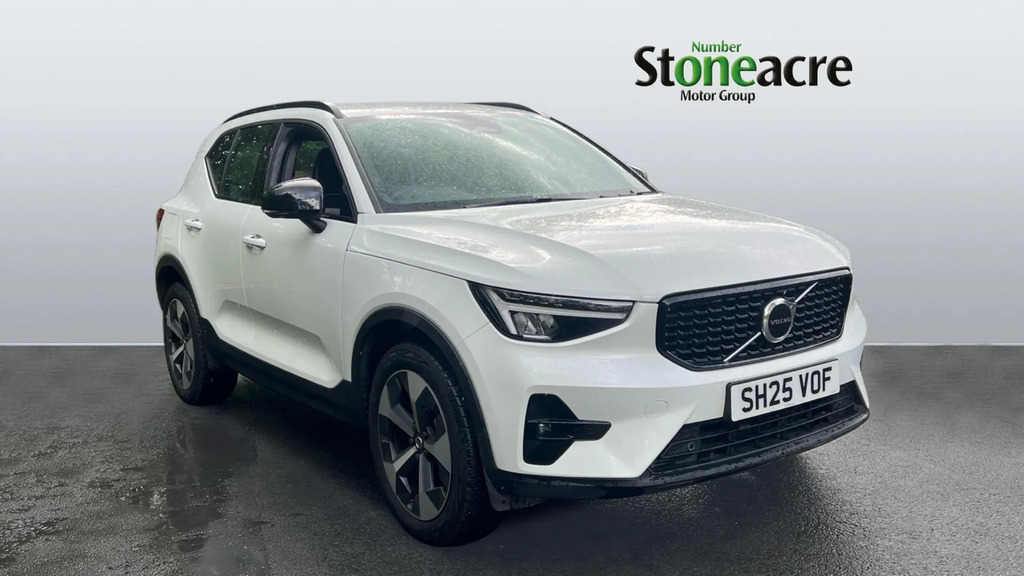 Volvo XC40 2.0 B4p Plus Dark 