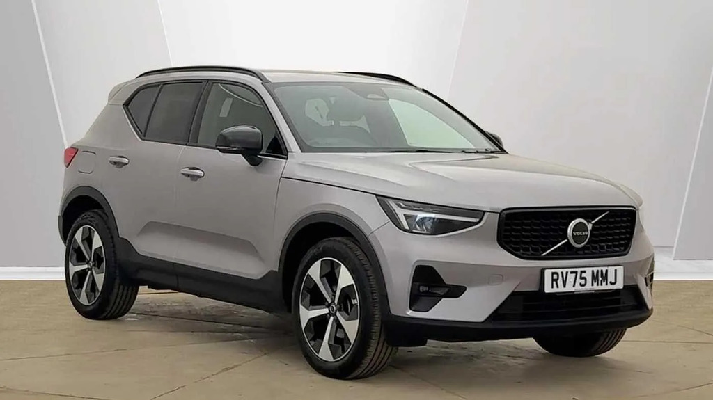 Volvo XC40 2.0 B3p Plus Dark 