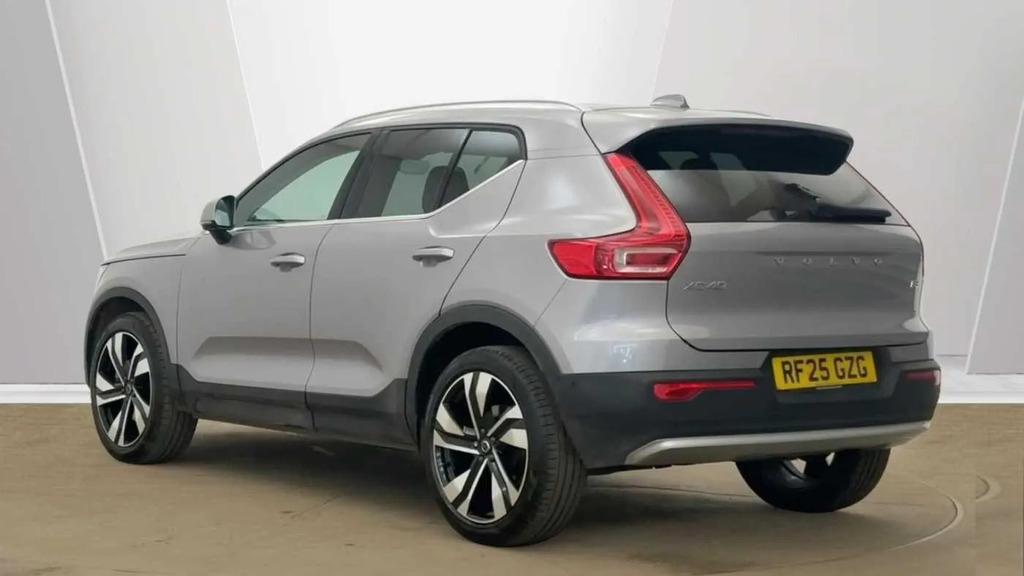 Volvo XC40 2.0 B3 Mhev Ultra Bright Dct Euro 6 Ss RF25GZG #4