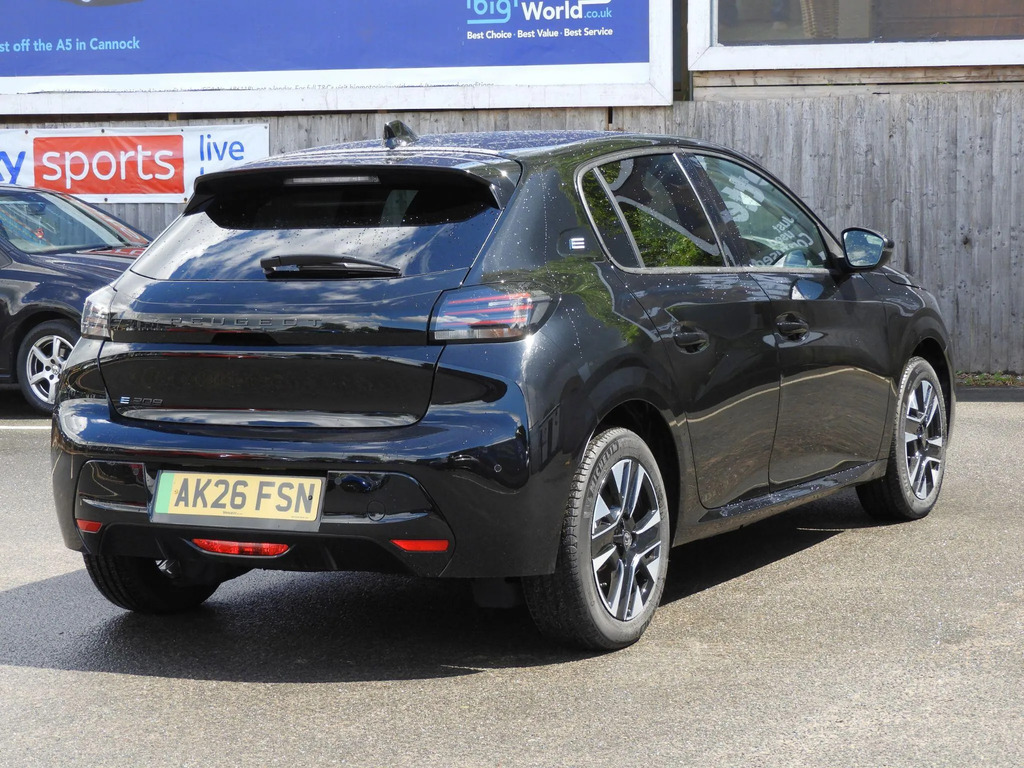 Peugeot e-208 50Kwh Allure AK26FSN #3