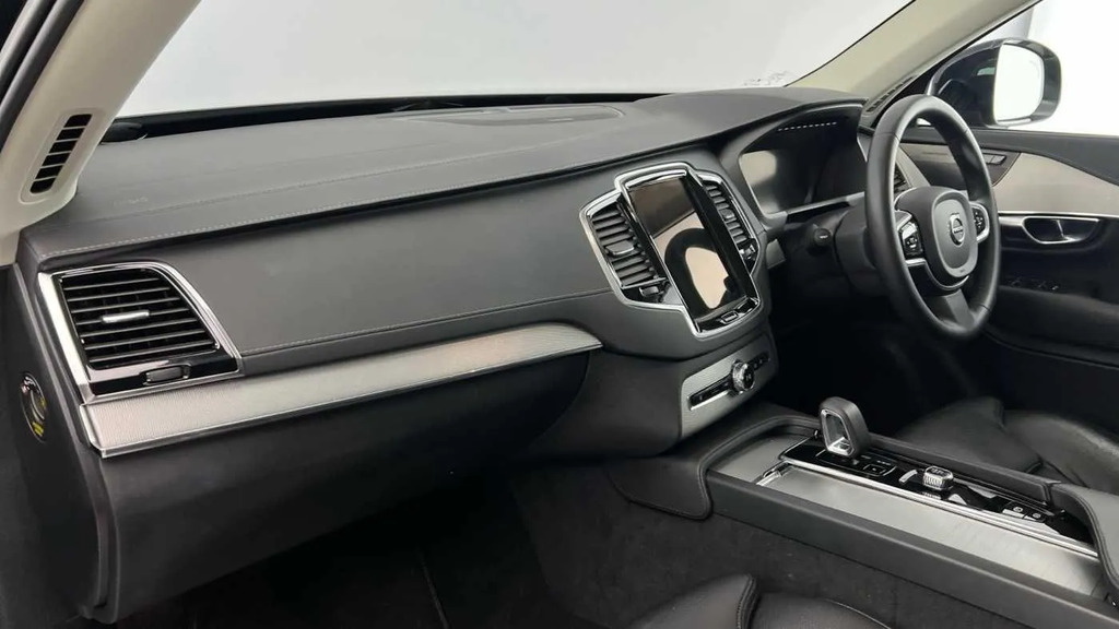Volvo XC90 2.0 B5d 235 Plus Dark  #6