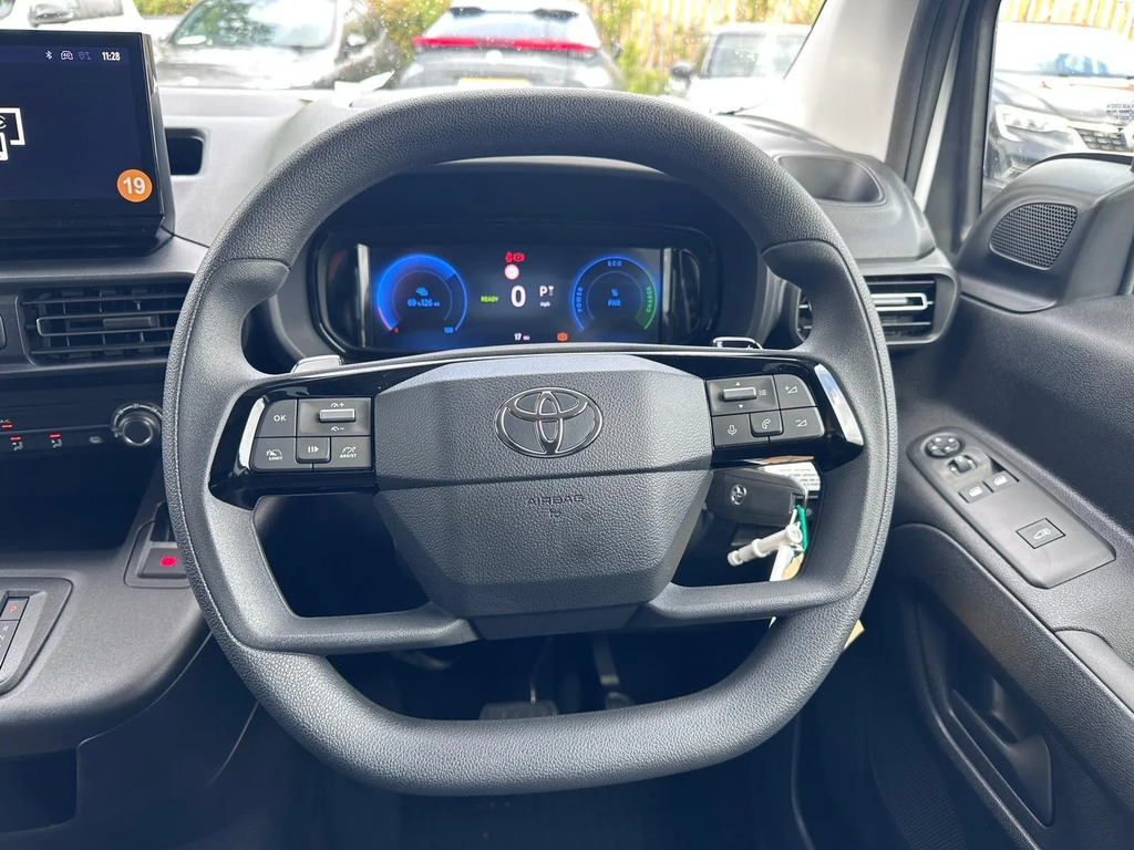 Toyota Proace City 50Kwh Icon Short Panel Van Swb #6