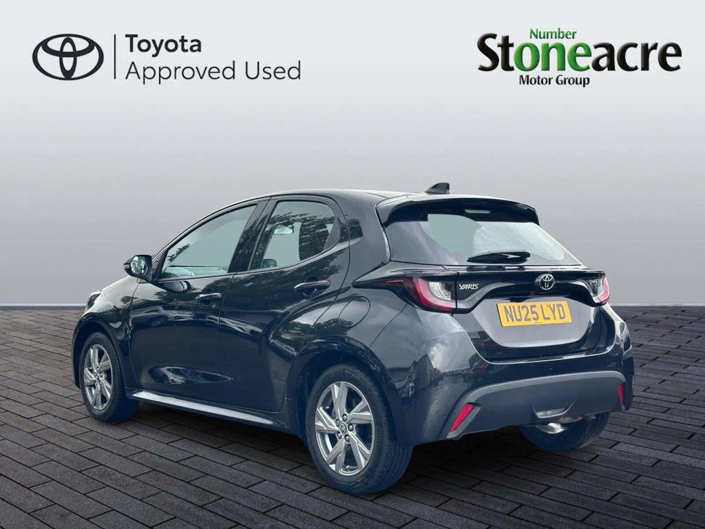 Toyota Yaris 1.5 Hybrid Icon NU25LYD #4