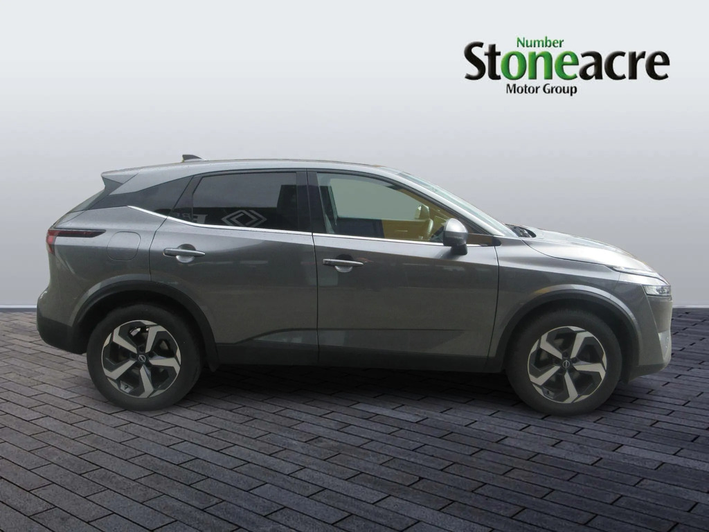 Nissan Qashqai 1.3 Dig-t Mh N-connecta DL73VMX #2