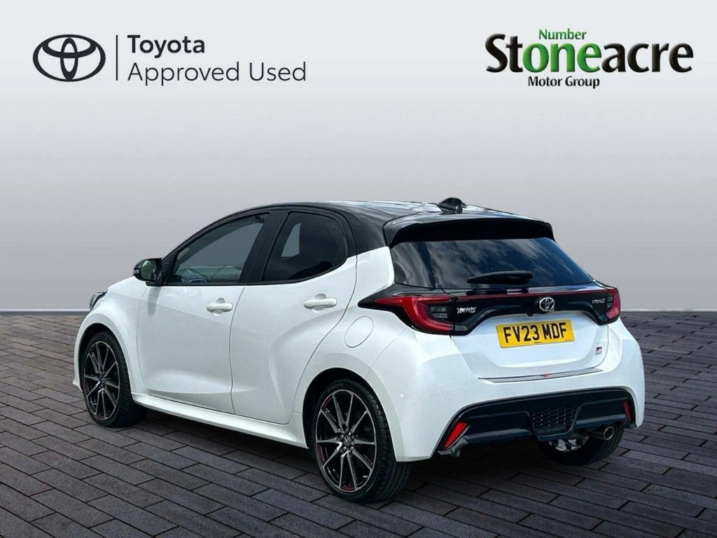 Toyota Yaris 1.5 Hybrid Gr Sport FV23MDF #5