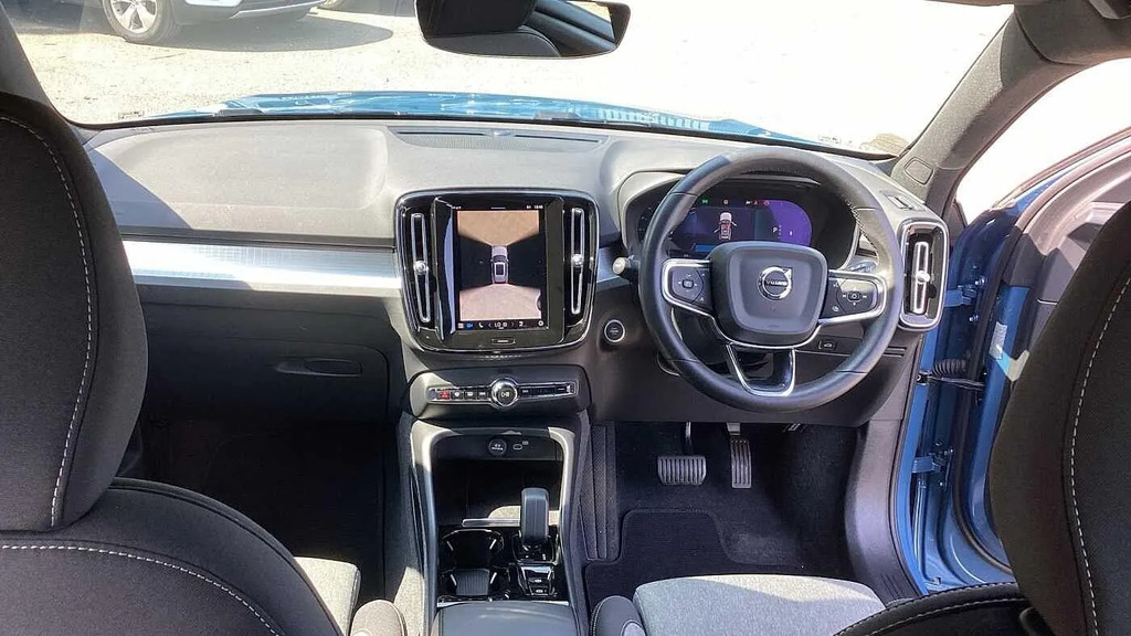 Volvo XC40 2.0 B3p Plus Dark  #5