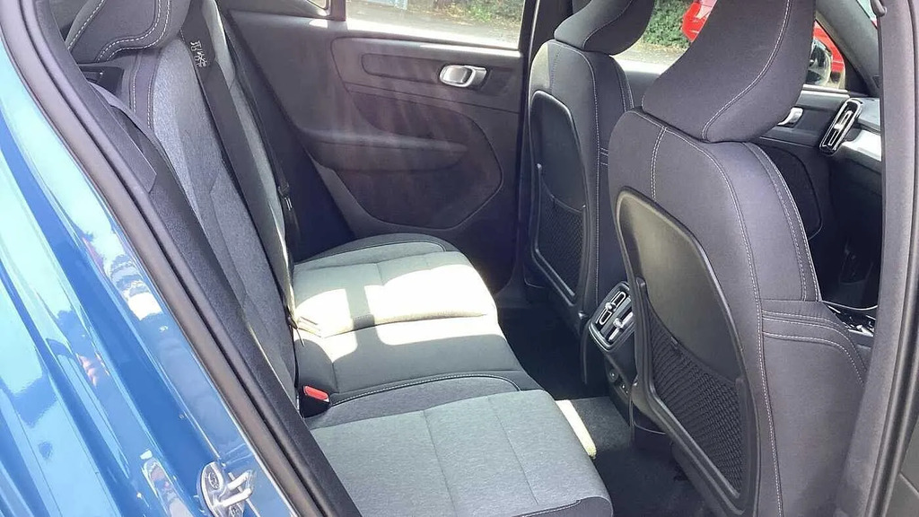 Volvo XC40 2.0 B3p Plus Dark  #6
