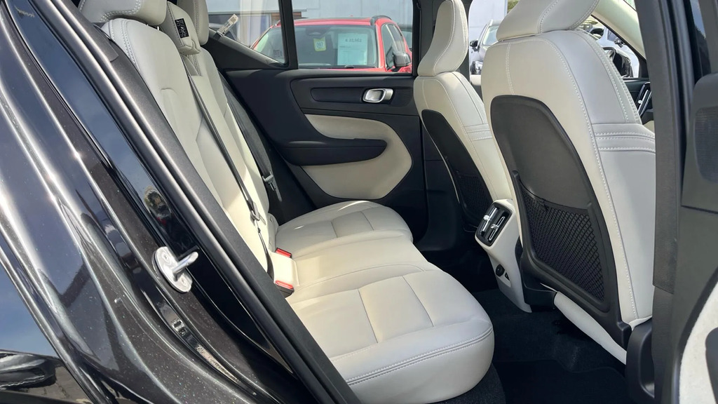 Volvo XC40 2.0 B4 Mhev Ultra Bright Dct Euro 6 Ss OY75LHX  #6