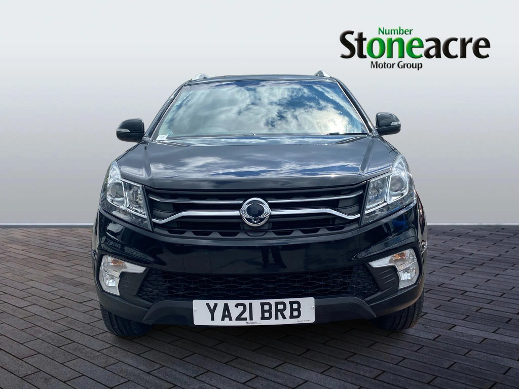 SsangYong Korando 2.2D Le Euro 6 Black #2