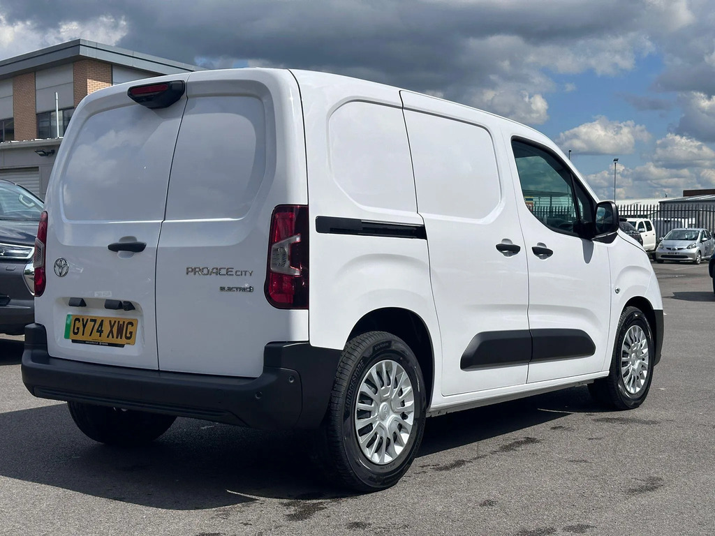 Toyota Proace City 50Kwh Icon Short Panel Van Swb #2
