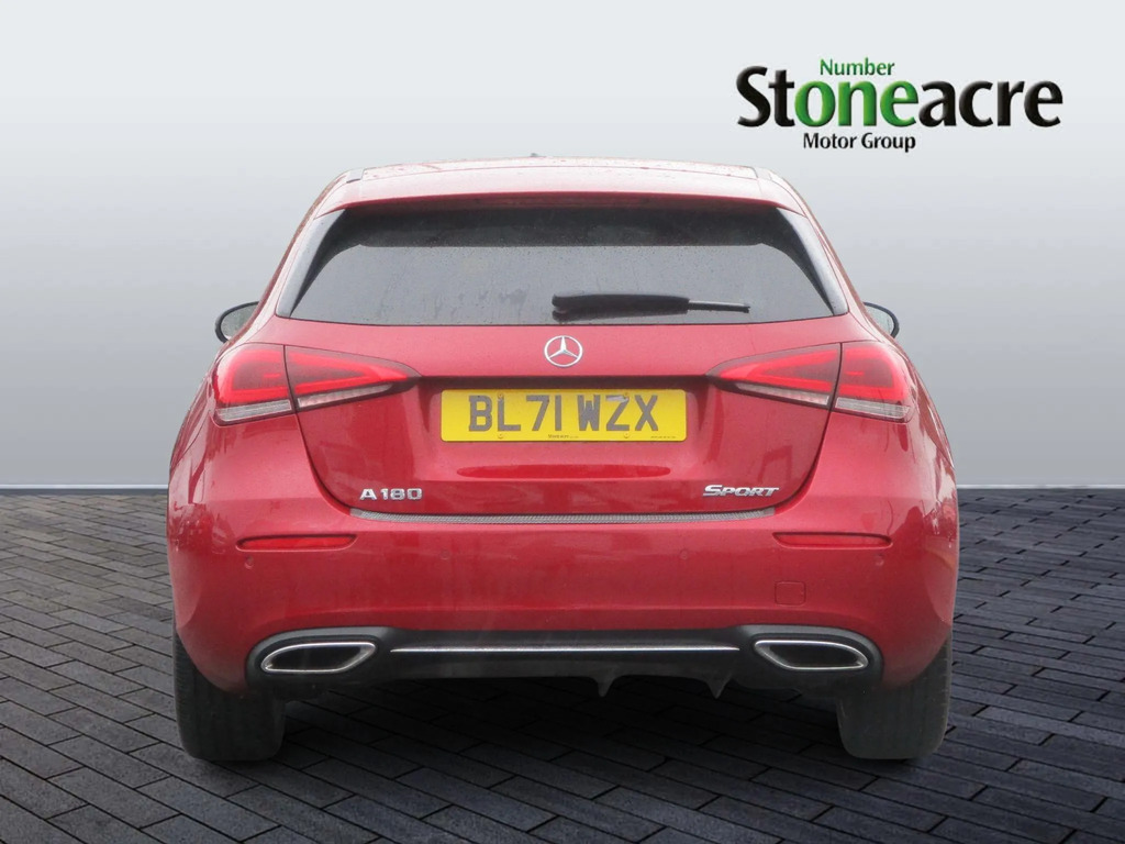 Mercedes-Benz A Class 1.3 A180 Sport Edition Executive 7G-dct Euro 6 BL71WZX #4