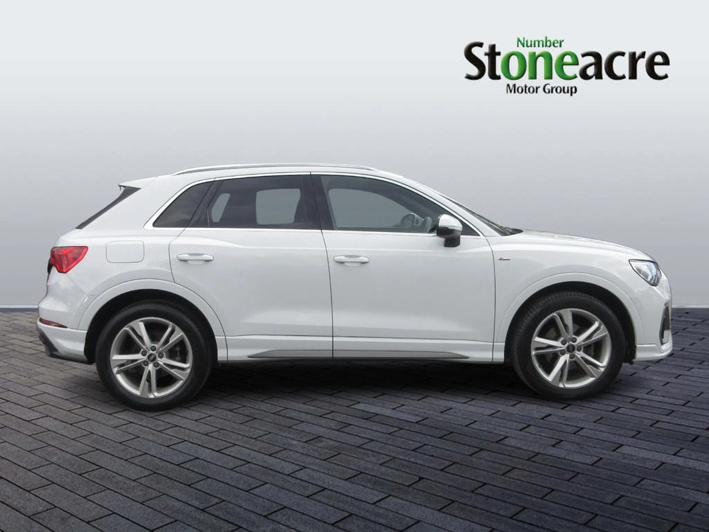 Audi Q3 1.5 Tfsi Cod 35 S Line Suv DG21GMV #2