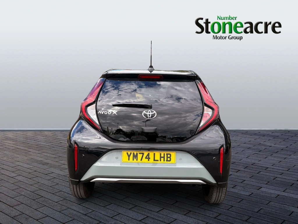 Toyota Aygo X 1.0 Vvt-i Exclusive YM74LHB #6