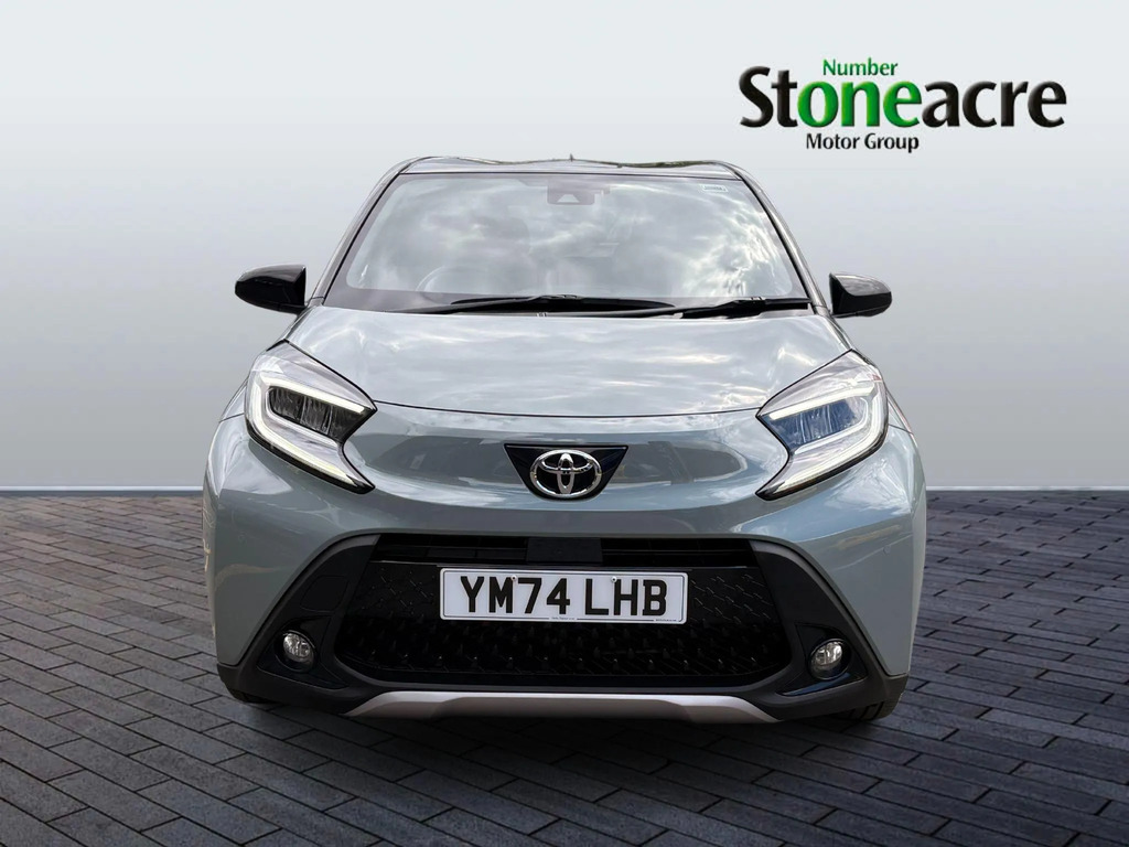 Toyota Aygo X 1.0 Vvt-i Exclusive YM74LHB #2
