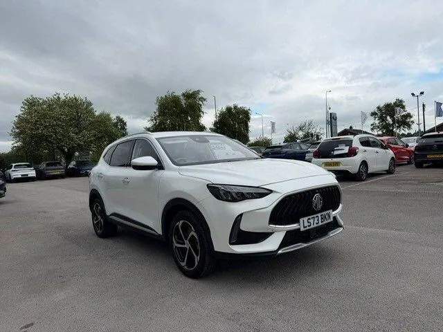 2024 MG HS