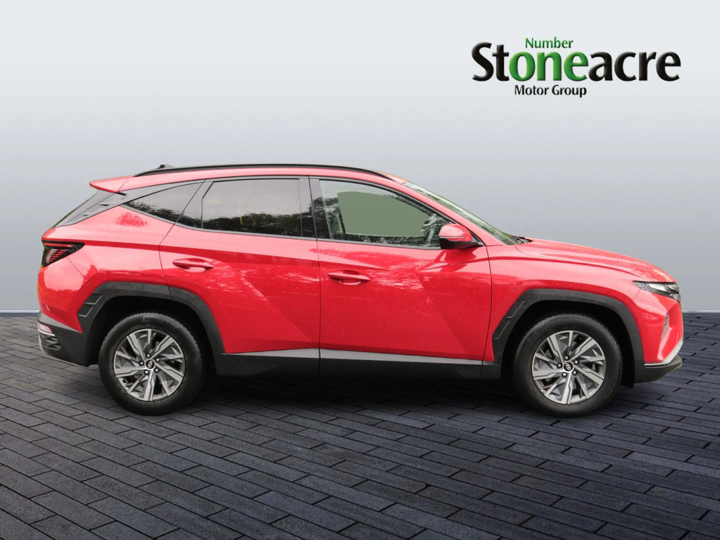 Hyundai Tucson 1.6 H T-gdi Se Connect Euro 6 Ss MK22LCV Red #2
