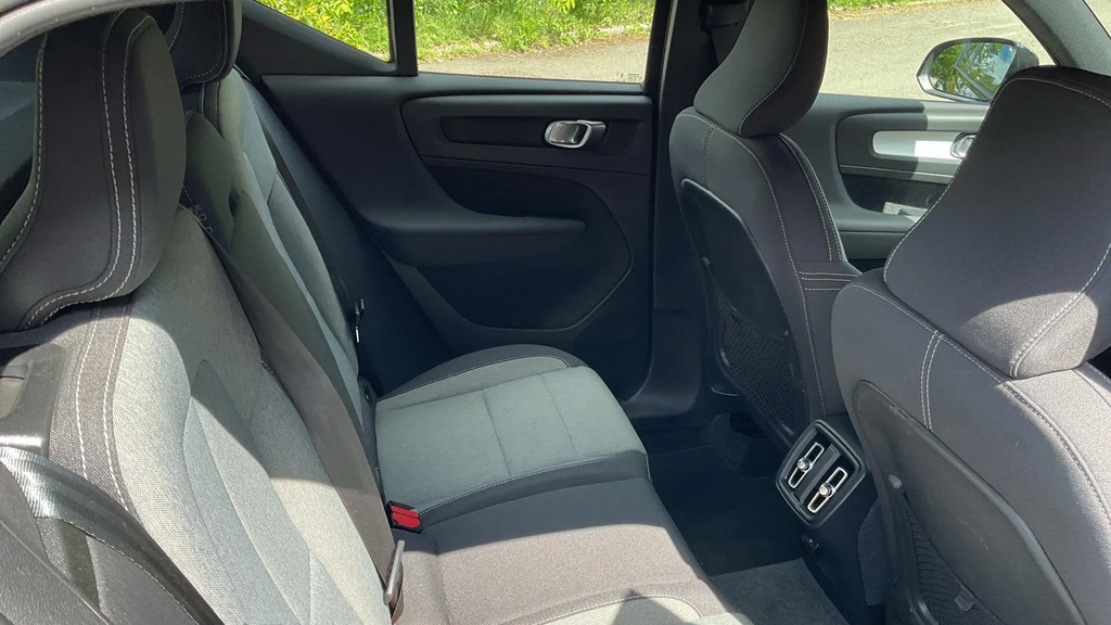 Volvo XC40 Core B3 163 Hp NG72BCZ #6