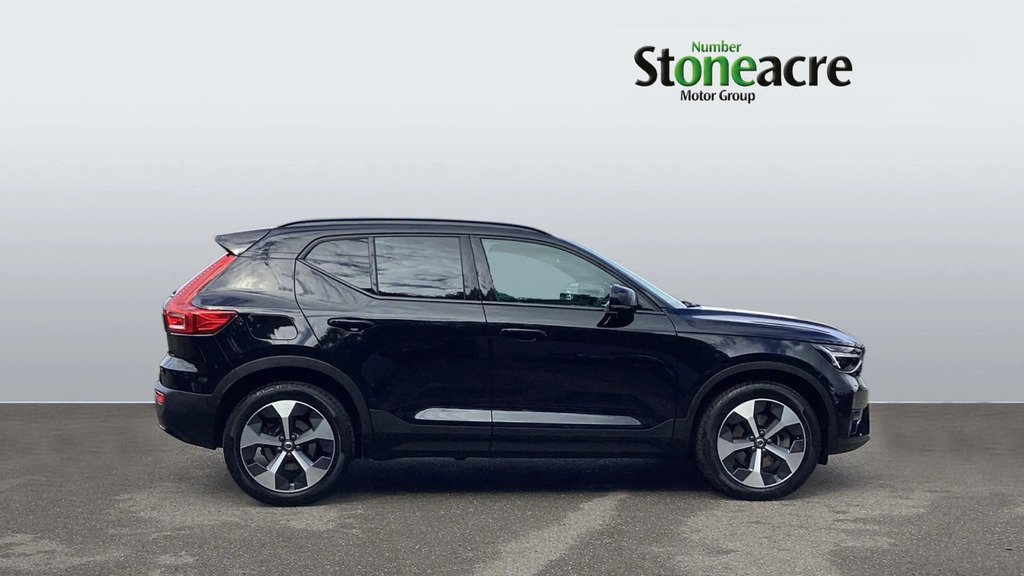 Volvo XC40 2.0 B4p Ultimate Dark FR23EWU #3